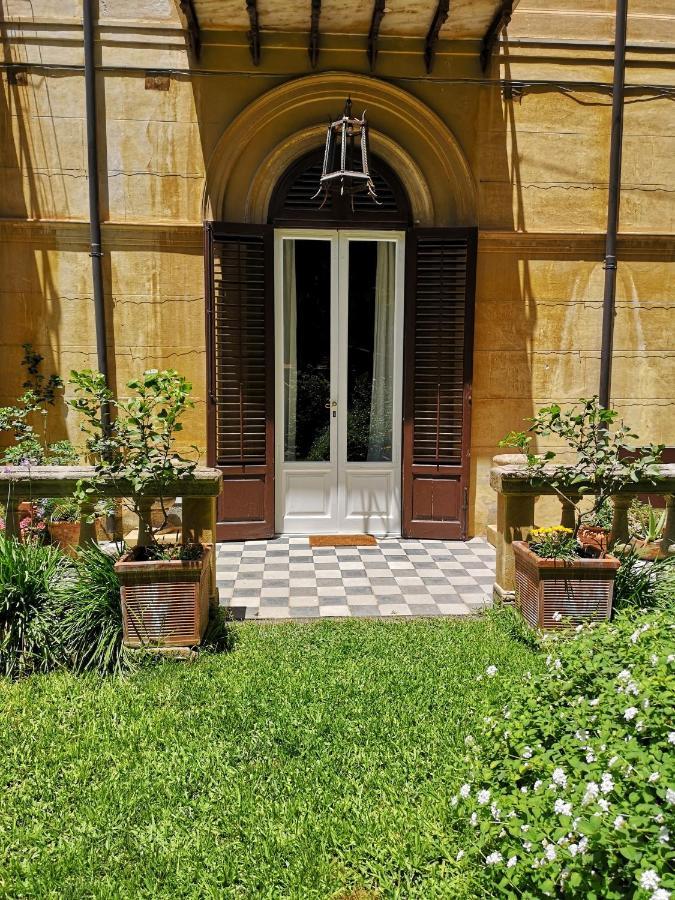 Garden Suite In Private Villa On Via Liberta Палермо Екстериор снимка