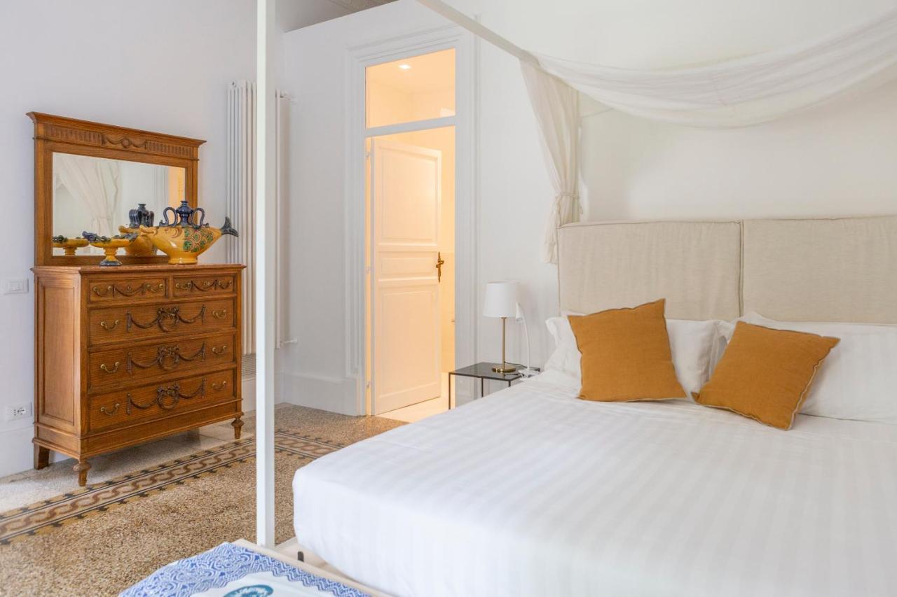 Garden Suite In Private Villa On Via Liberta Палермо Екстериор снимка