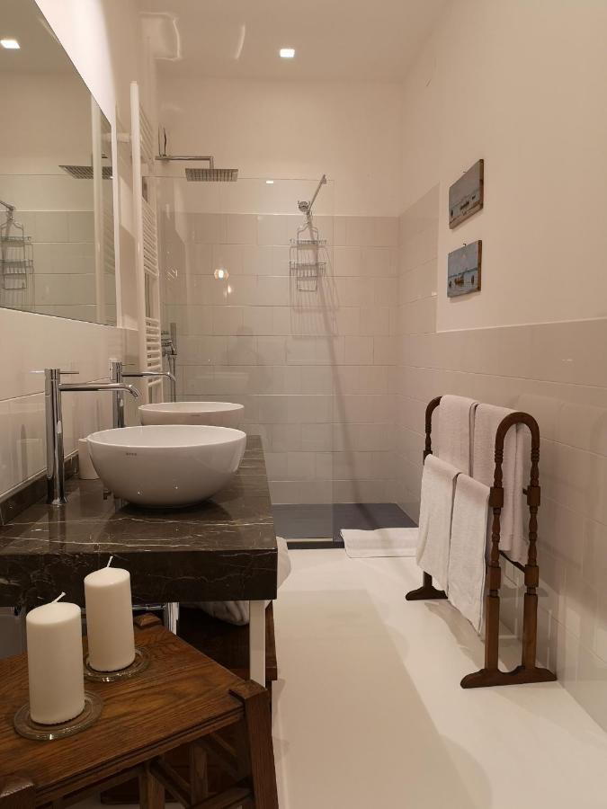 Garden Suite In Private Villa On Via Liberta Палермо Екстериор снимка